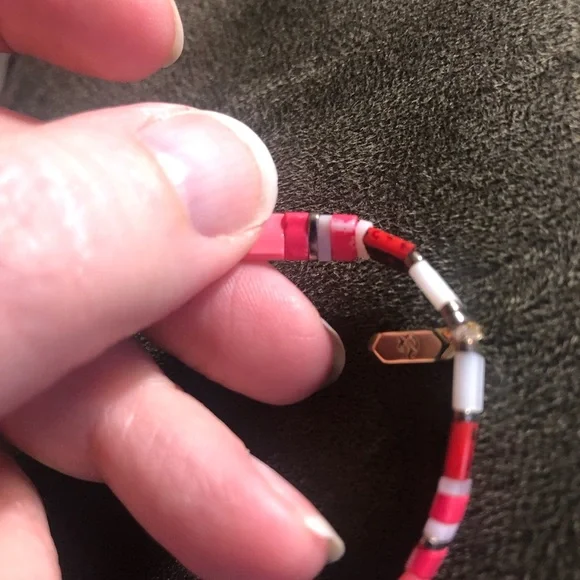 Stella & Dot Red and Pink Beaded Bracelet - Picture 7 of 7